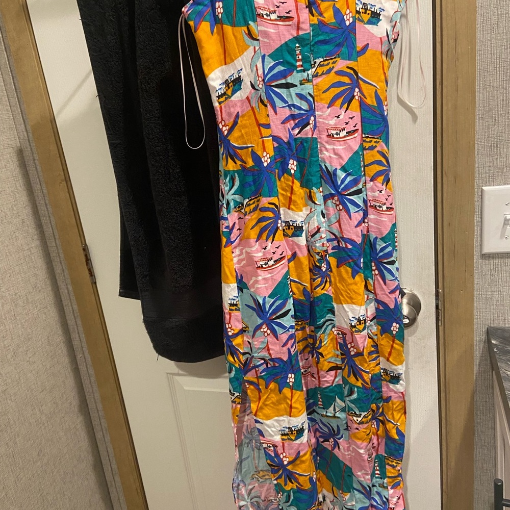Tropical Print Sleeveless Dress